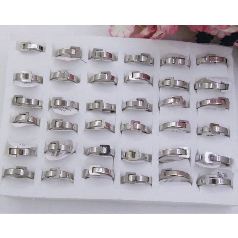 CINCIN GESPER TITANIUM 1 BOX ISI 36 PCS UKURAN 16 SAMPAI 19 CBELT SILVER DUNIAGELANG.ID