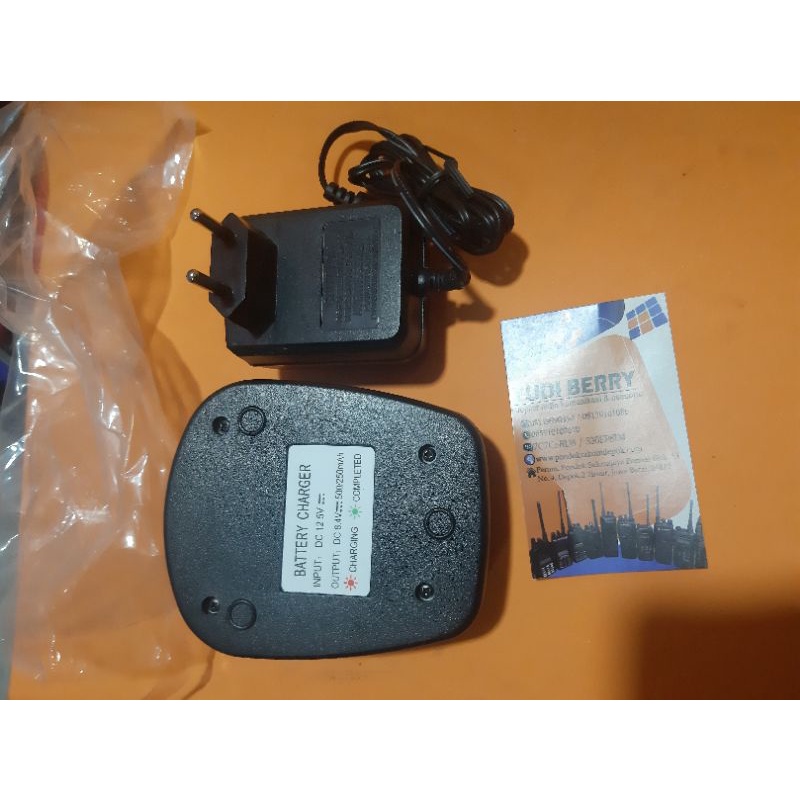 CHARGER HT WEIERWEI 3288 VEV3288D VOXTER 838 
VEV3188 
Casan ht Firstcom fc77 Fc02G Charger Desktop 