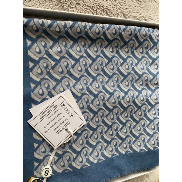 Buttonscarves Bimu -Faded Denim