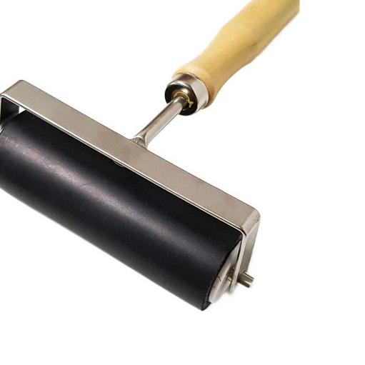 

Rubber Roller 10cm (Wood Handle)