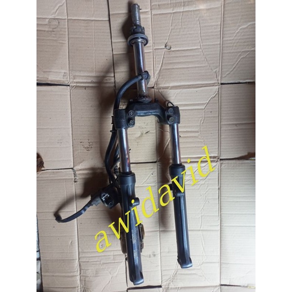 shock segitiga cakram satu set Jupiter MX new 135 cc original (seken)