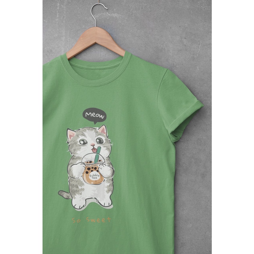 Pretty Savage - Kaos Oversize Kitten Hanging Boba