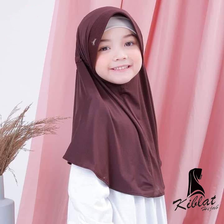 Jilbab Serut Jokowi Anak