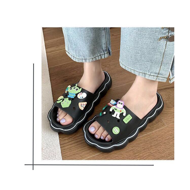 CUCI GUDANG TOPGROSIR TG0881 Sandal Slip On Wanita Import Model Toy Story Lucu Terbaru