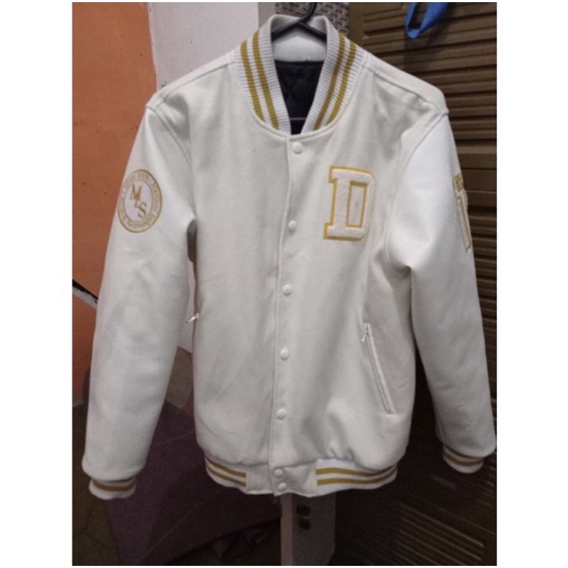 varsity korea inisial D