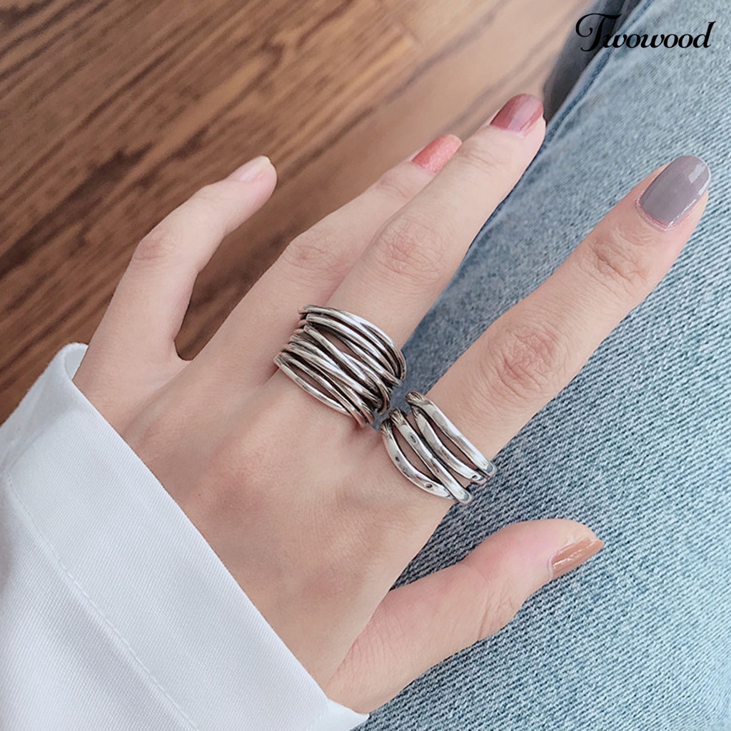 Cincin Model Terbuka Bahan Alloy Warna Silver Gaya Vintage Untuk Wanita