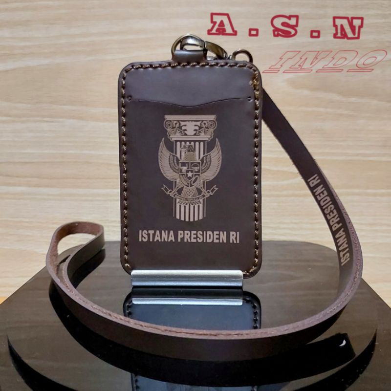 

RB Id Card Kulit Istana Presiden Id Card Kulit Istana Kepresidenan