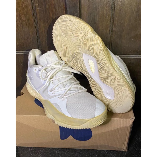 adidas crazylight boost