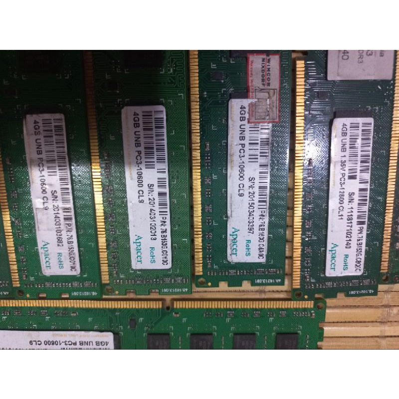Memory RAM DDR3 4GB PC 10600/12800 untuk PC Desktop