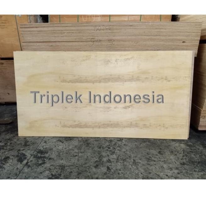 Triplek MC 9mm 122x244cm / Plywood Meranti Campur 9mm 4x8