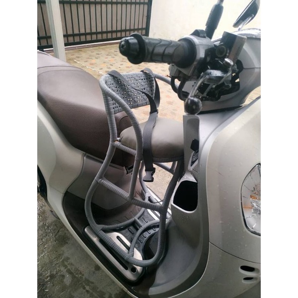 kursi boncengin anak rotan random thing