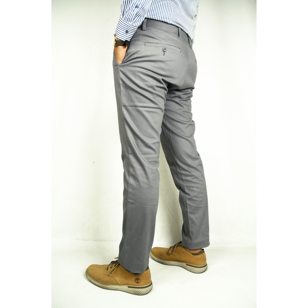 Celana Chino Panjang Pria COLE Abu-abu Slimfit Bahan Stretch - Gray (M)  | Bahan Melar | 100% Original Brand