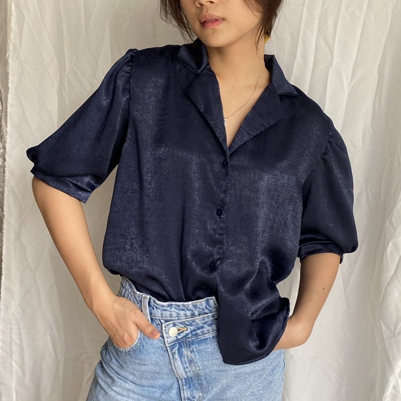 Hertale - Akira Shirt Blouse Wanita Atasan Wanita Baju Wanita Tshirt Bahan Satin