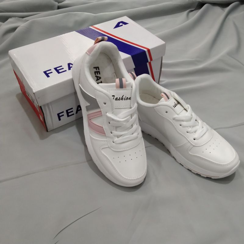 Feata Sneakers | Sepatu Tali Wanita Bahan Sintetis [READY STOCK]