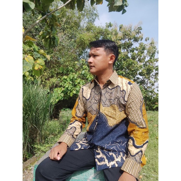 Batik Pria Lengan Panjang Rama Wijaya Navy Mustard Kombinasi