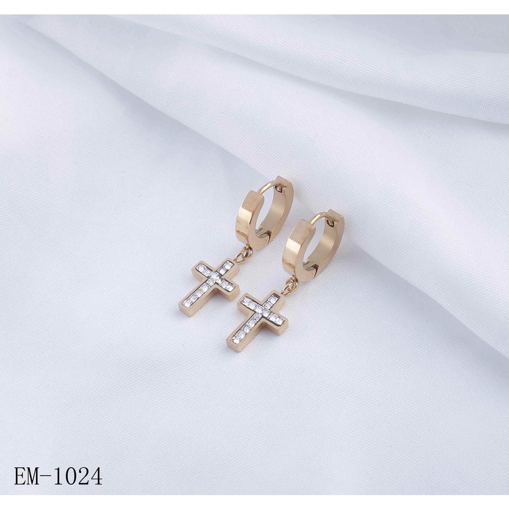 Anting Salib Permat Perhiasan Titanium 1024