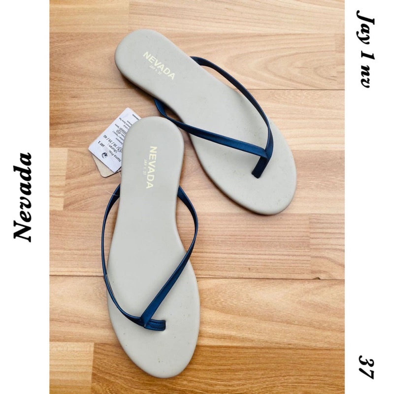 Nevada Sandal Jepit Hitam