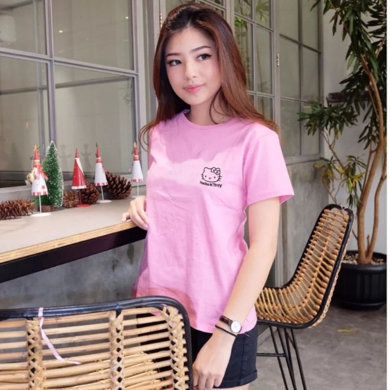 kaos distro wanita/kaos atasan wanita lengan pendek logo (bordir)