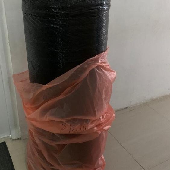 

Buble wrap plastik hitam 1,25 x 50 meter