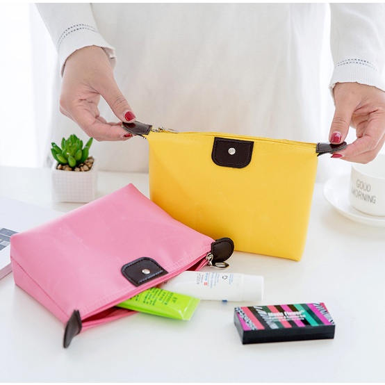 ❤ IJN ❤ Tas Aksesoris Makeup Dompet Pouch Kosmetik Polos Warna Ukuran Medium / Tas kosmetik Tahan Air