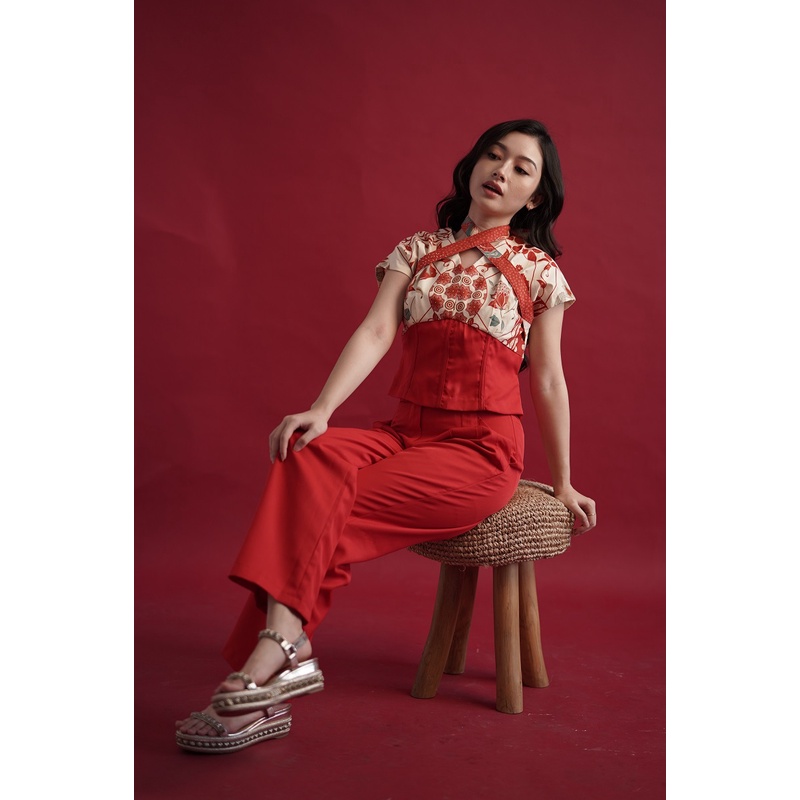 Atasan Wanita Lengan Pendek kekinian Batik - Melvee Batik  - Xiu Top