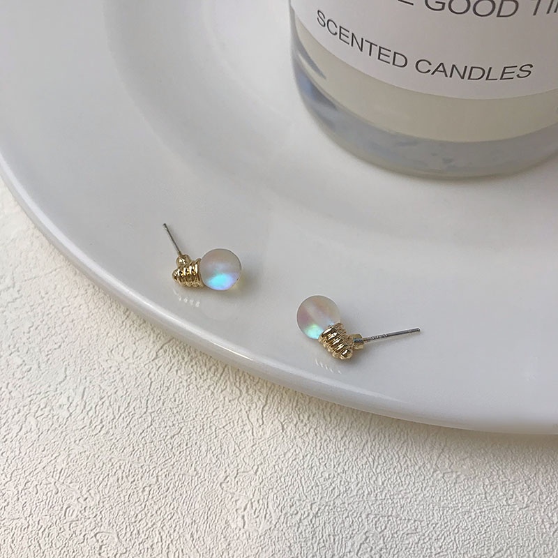 Anting Stud Bentuk Bohlam Lampu Kecil Bahan Resin Gaya Korea Untuk Wanita