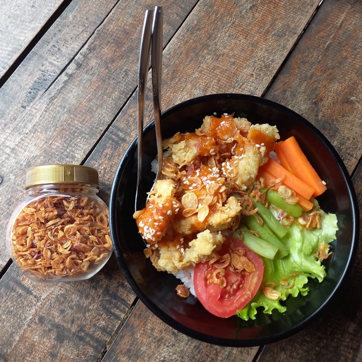 

Bawang Merah Goreng Renyah ukuran kecil include toples