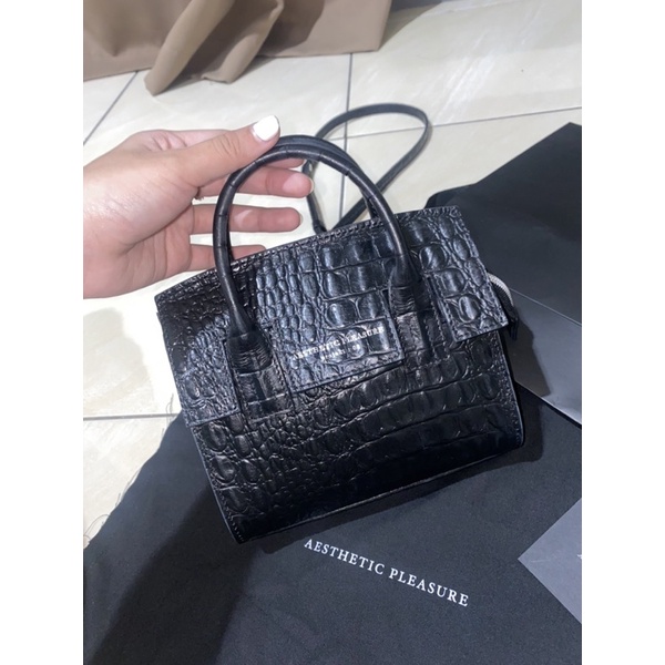 aesthetic pleasure micro