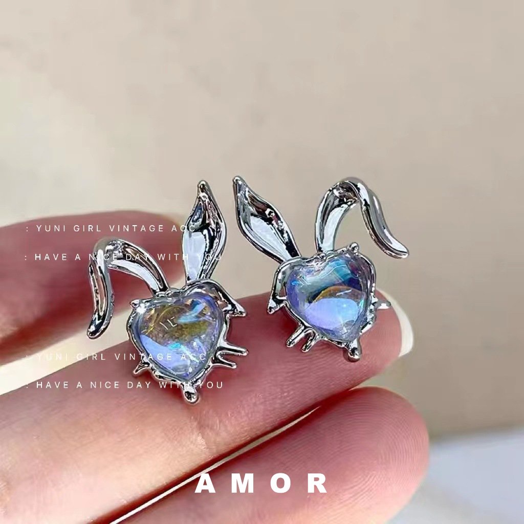 Anting Desain Kelinci Moonstone