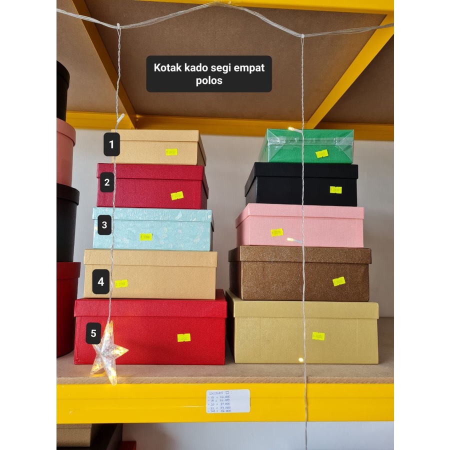 

Kotak Kado Segi Empat / Kotak Souvenir / Kotak Hadiah / Perlengkapan Pesta