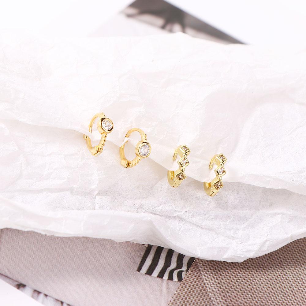 NEEDWAY Wanita Anting Klip Mini Sederhana Fashion Hypoallergeniic Minimalis Telinga Perhiasan Tindik Earring