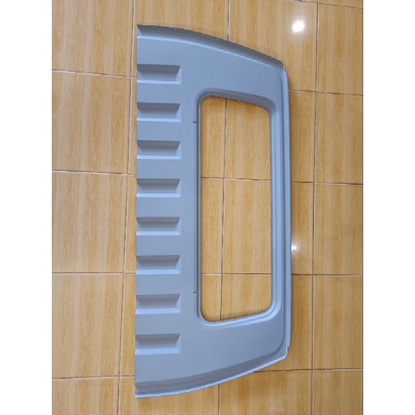 Sandaran bagian atas Mitsubishi L300