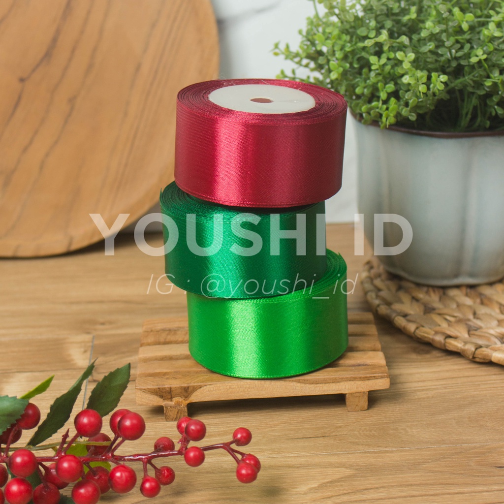 

(ROLL)Pita Satin 1.5" 4 cm /Pita Hampers Natal Lebaran Imlek