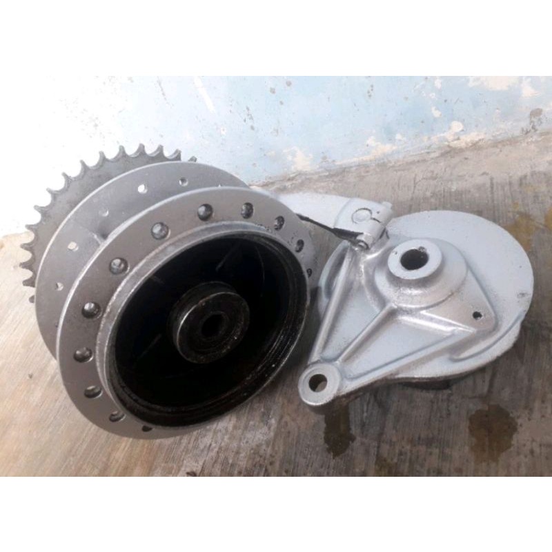 TROMOL BELAKANG GL 100 SET TURUP KAMPAS