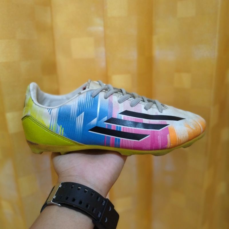 Sepatu Bola Anak Ukuran 33 Sepatu Bola Ori Sepatu Bola Second Ori Sepatu Bola 2nd Sepatu bekas Ukura