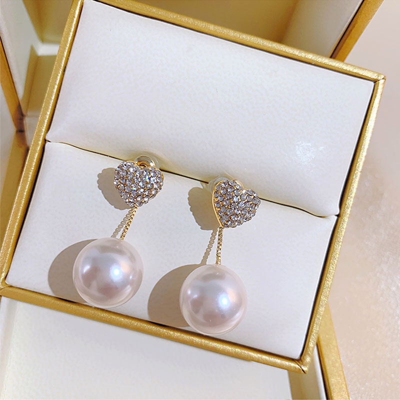 Anting Stud Kristal Mutiara Bentuk Hati Warna Emas Dapat Dilepas Untuk Wanita