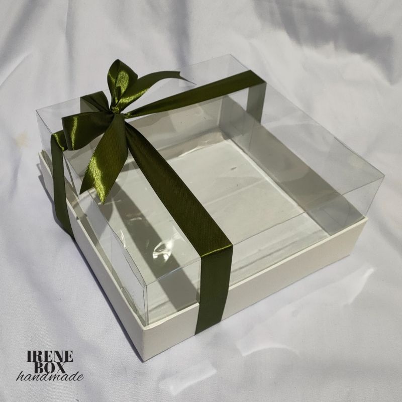 

Box Mika / Hard Box / Gift Box / Kotak Kado / Packaging / Box Hampers / Box Seserahan / Box Hantaran / Box Souvenir / 22x22x7 / 22x22x10 / 22x22x12