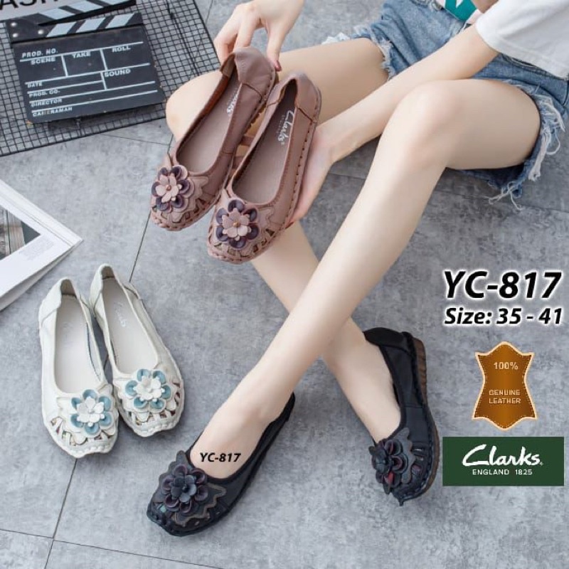 sepatu wanita clarks bunga