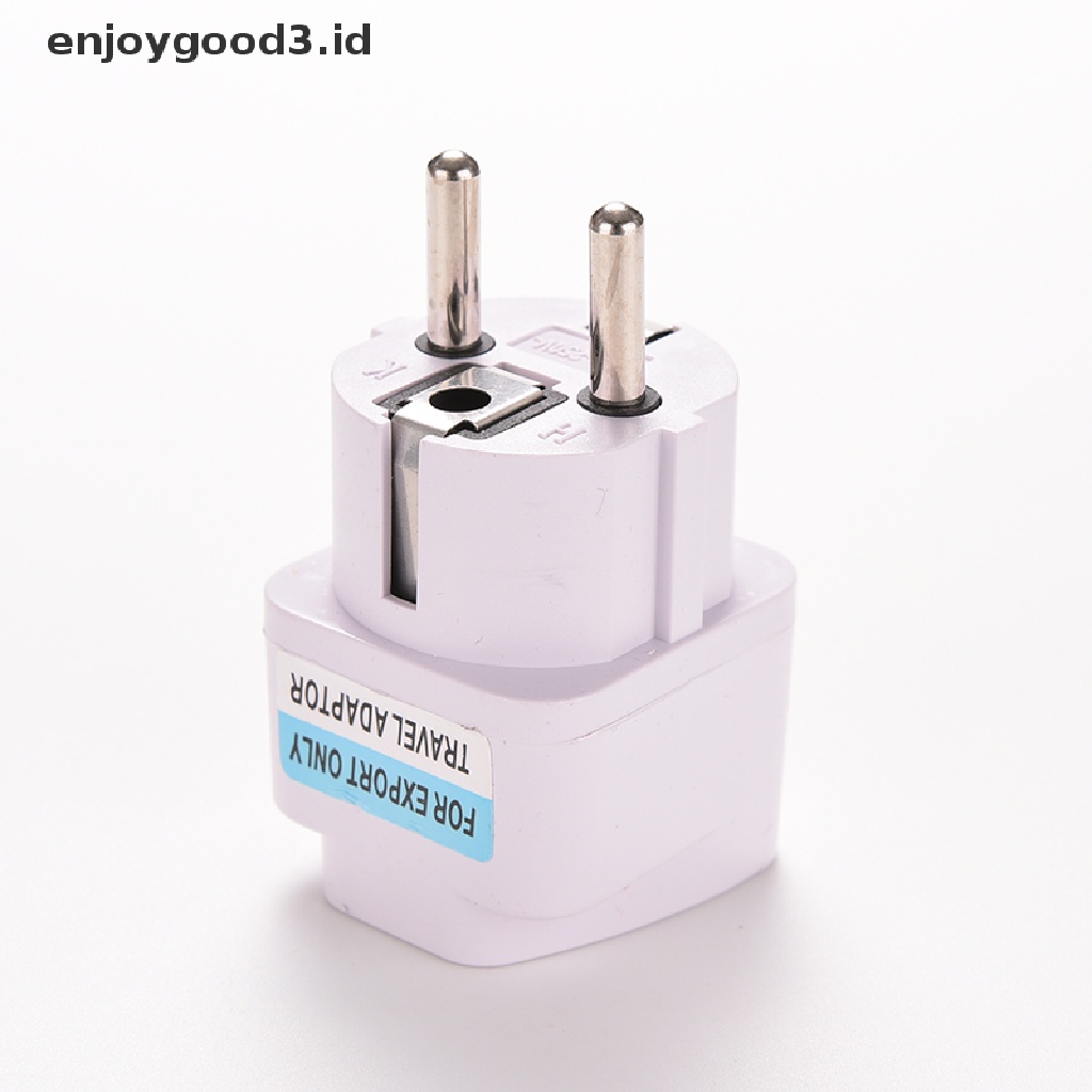 Adapter Konverter Power Socket Plug UK US AU Ke EU Portable Untuk Travel