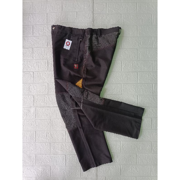 Celana Original Black Yak