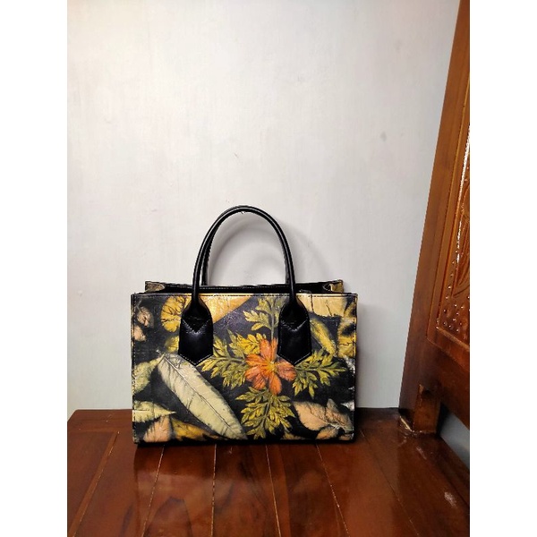 Tas Kulit Ecoprint Wanita