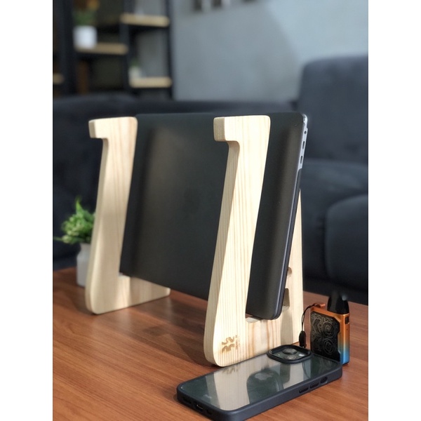 Stand Tatakan Laptop Bahan Kayu Ukuran 25 30cm