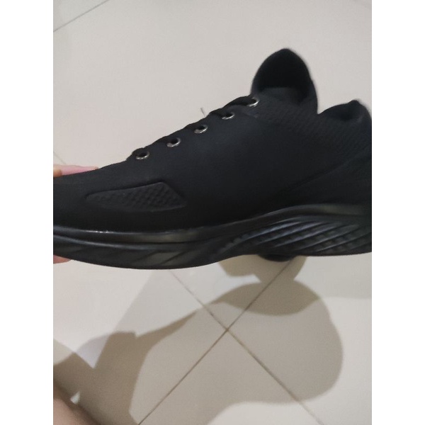 Athletica ATH C one all black sepatu pria wanita sneakers running