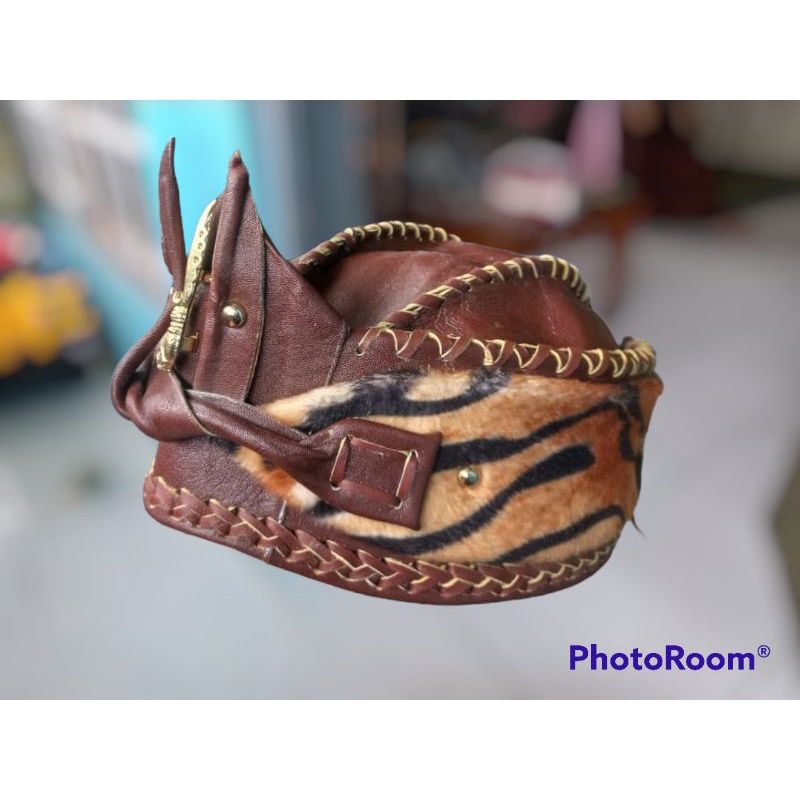 dinsie blangkon kulit / blangkon sunda kulit / iket kulit/ belangkon kulit