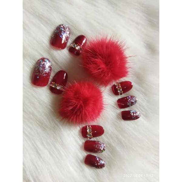 KUKU PALSU HIAS BENTUK OVAL PENDEK ISI 10 PCS FREE LEM KUKU / NAIL ART