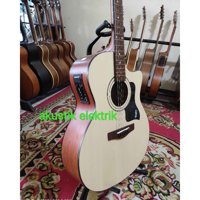 Gitar akustik Elektrik tylor. tanam besi. gratis packing kayu