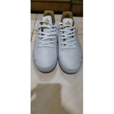 KOBE MAMBA FOCUS X NICKELODEON (SHANDY)