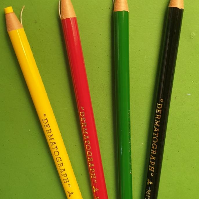 

BAYAR DITEMPAT pensil kaca mitsu bishi dermatograph no.7600 /ALAT TULIS AESTHETIC/ALAT TULIS SEKOLAH/ALAT TULIS SET/ALAT TULIS LENGKAP/ALAT TULIS ANAK/ALAT TULIS LUCU