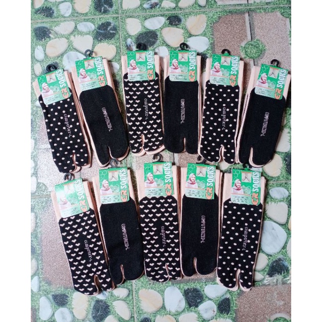 kaos kaki jempol nylon muslim telapak hitam 1pasang