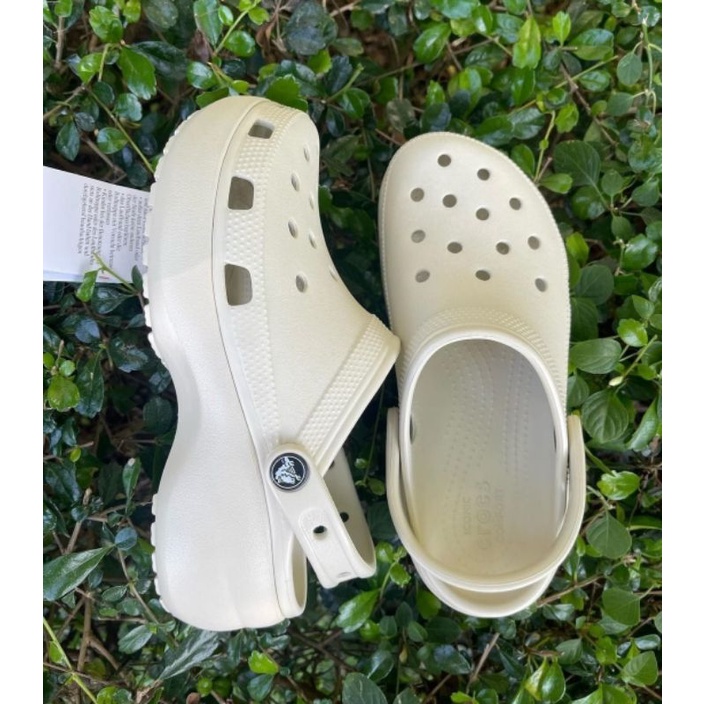 Crocs Classic Platform Clog / Sandal wanita crocs / Sandal Crocs classic Platform clog